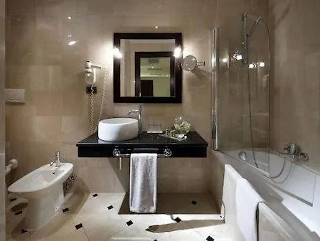 Exe International Palace 4*