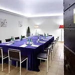 فندق إكس إنترناشونال بالاس