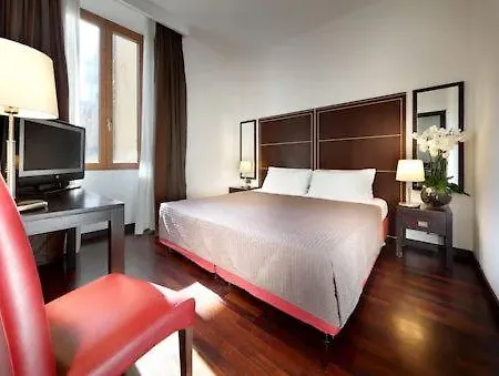 Exe International Palace 4* Rom