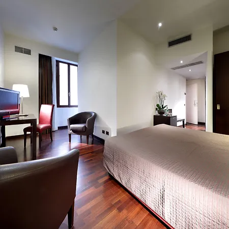 Exe International Palace Hotel