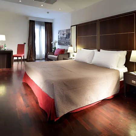 Exe International Palace Hotel 4*