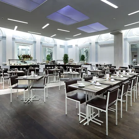 Exe International Palace 4*