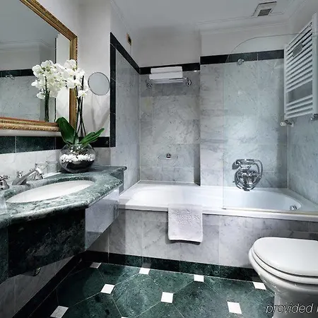 Exe International Palace 4* Rom