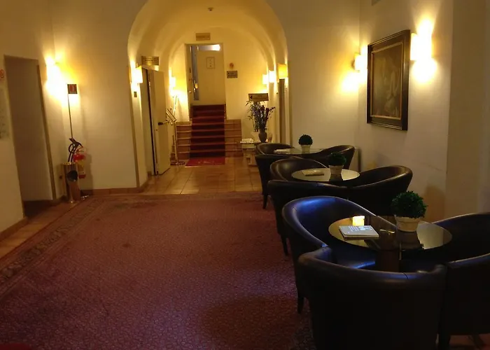 Hotel Exe International Palace 4*