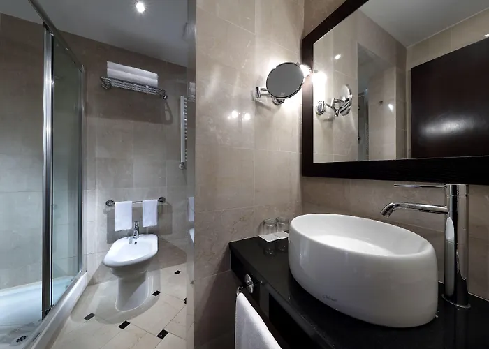 Exe International Palace