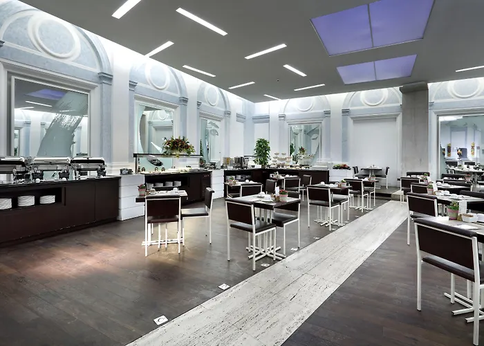 Exe International Palace Roma