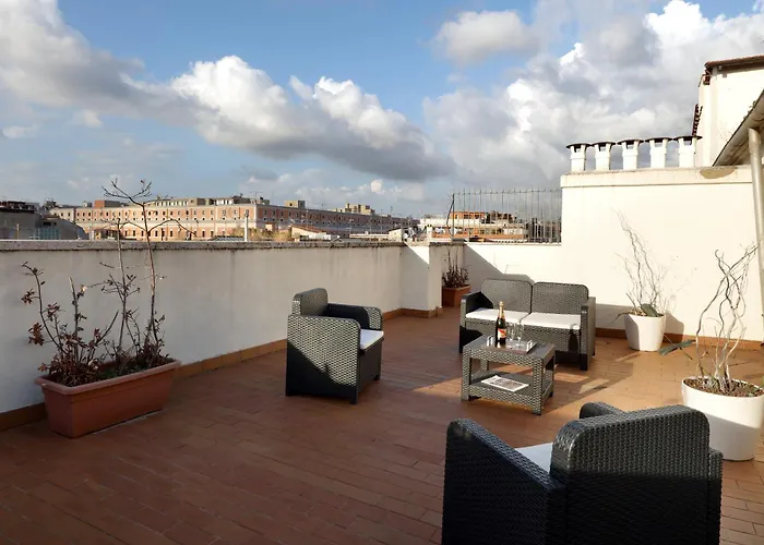 Exe International Palace Hotel 4*