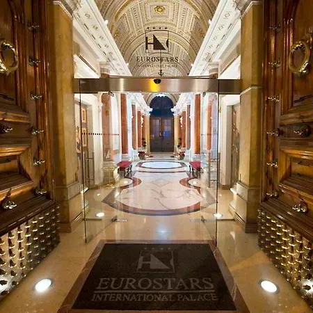 Exe International Palace Hotel