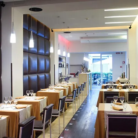 Exe International Palace Otel 4*